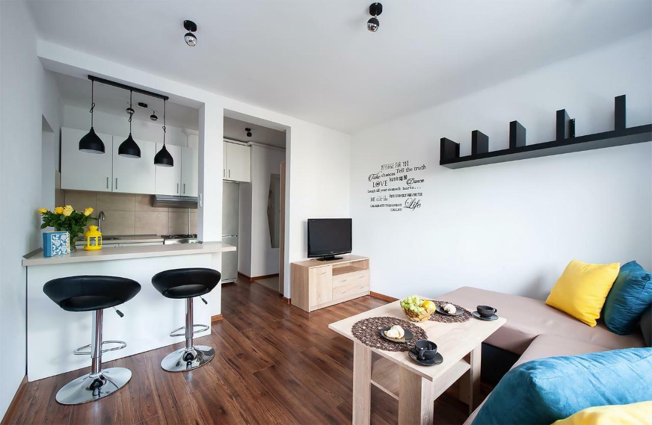לודז' Time For You Apartments 1 מראה חיצוני תמונה